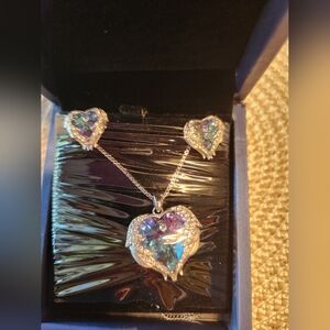 NWOT Angel Wings Heart Necklace and Earrings